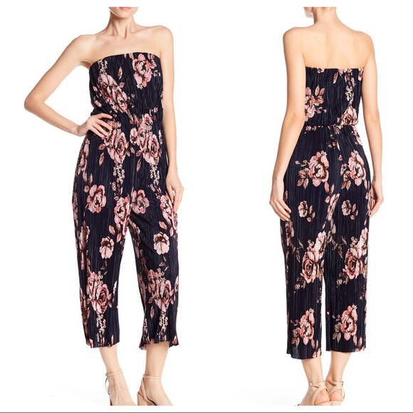 NWT 19 Cooper Pleated Floral Jumpsuit